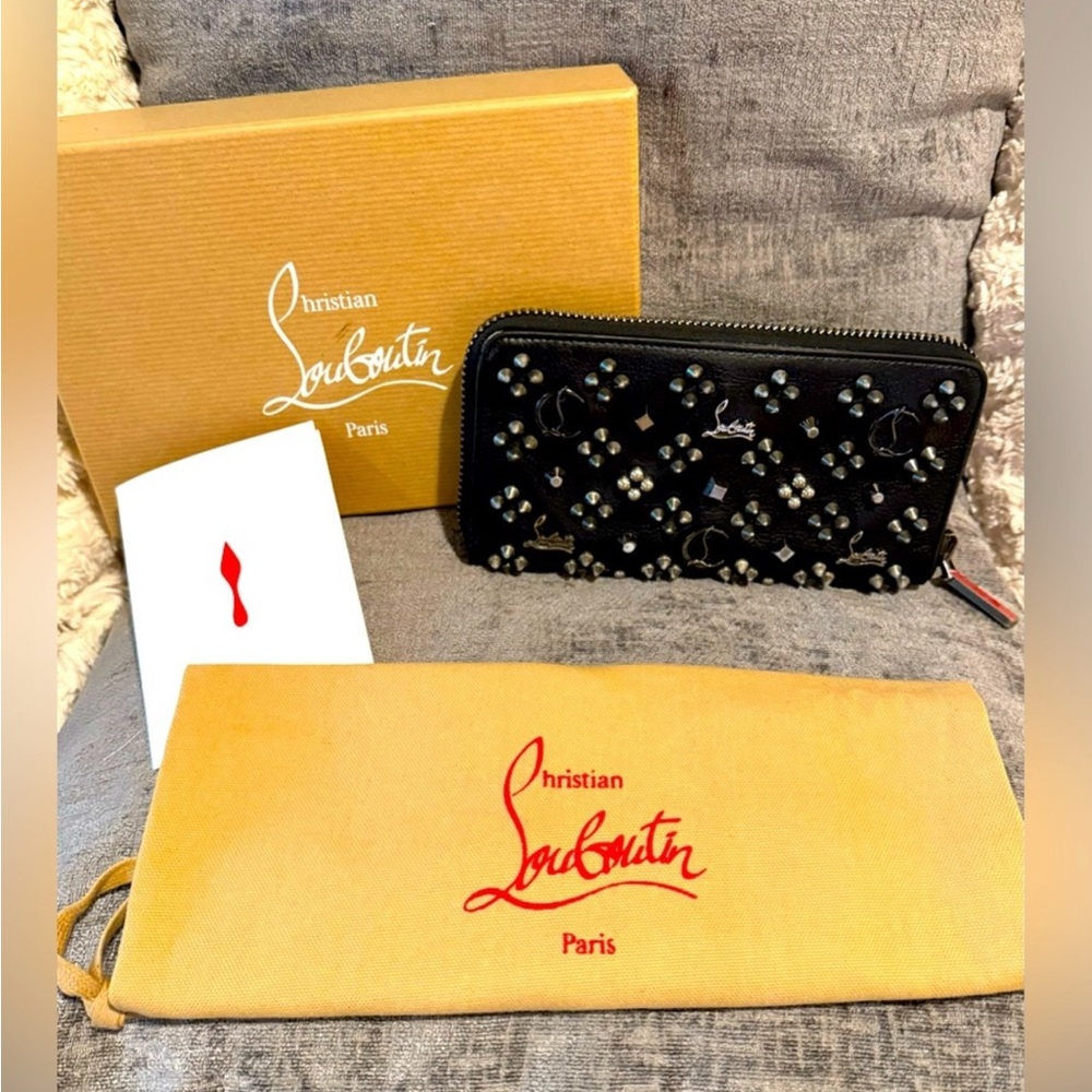 CHRISTIAN LOUBOUTIN BLACK GUN METAL PUNK ROCK DISTRESSED STUDDED WALLET